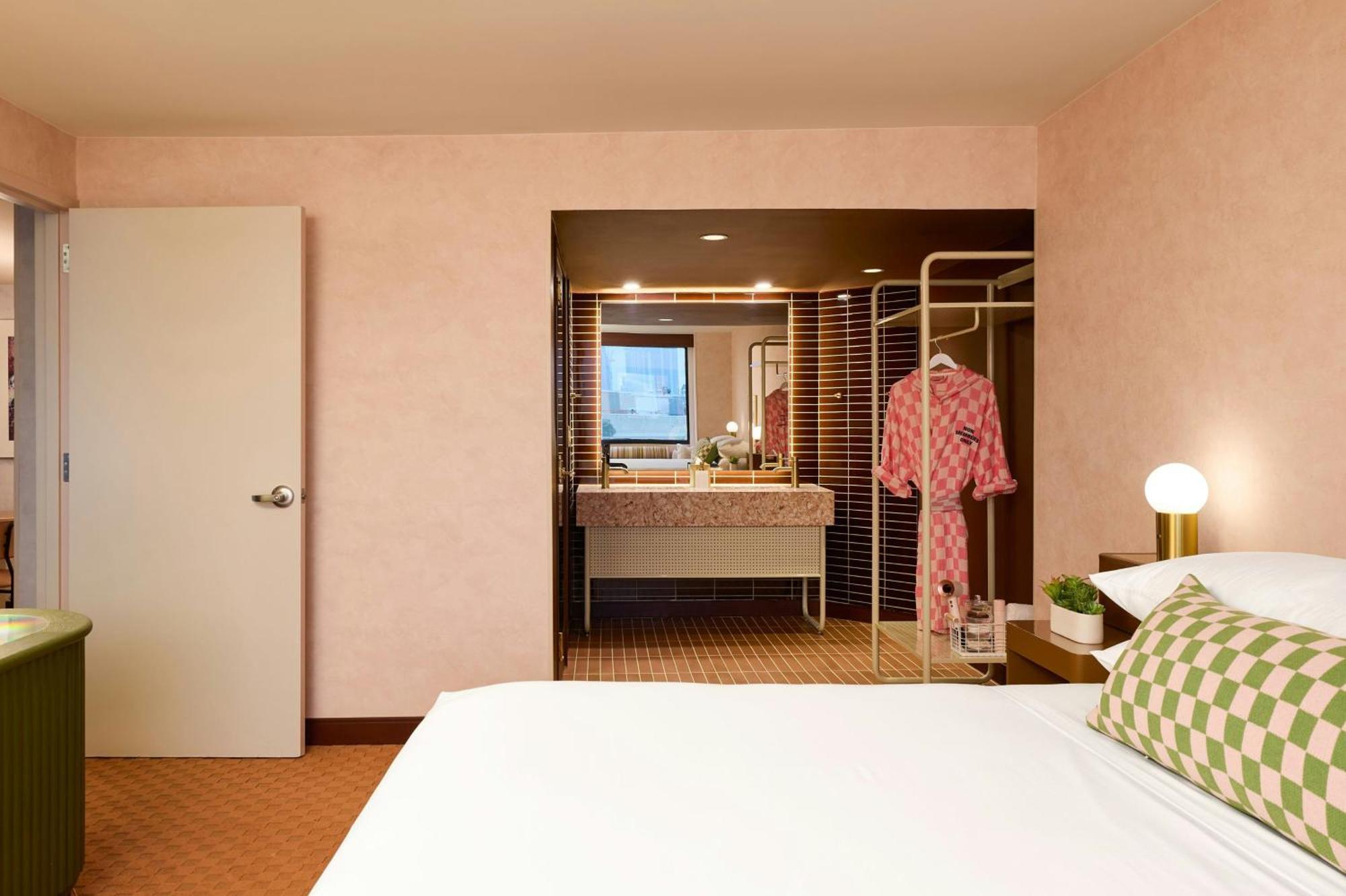 Downright Austin, A Renaissance Hotel Buitenkant foto